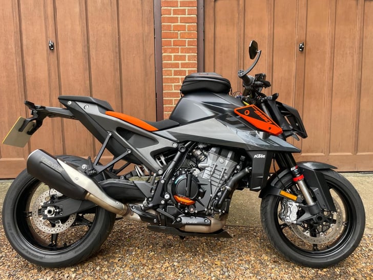 KTM 990 Duke
