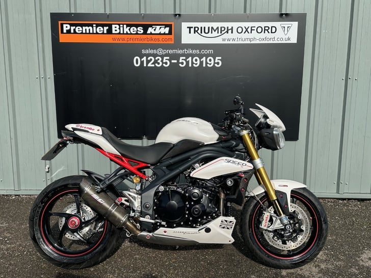 Triumph SPEED TRIPLE R