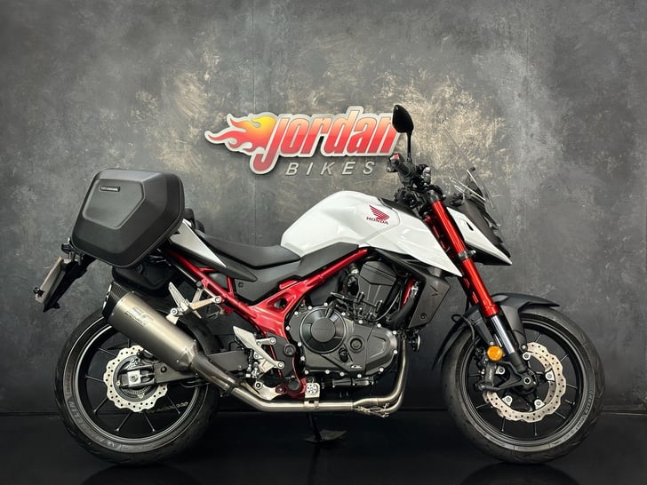 Honda CB750 HORNET 750