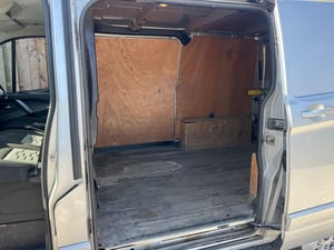 Used Ford TRANSIT CUSTOM TRANSIT CUSTOM 2.0 TDCI 270 LIMITED L1 H1 5DR for sale in Chesterfield | Image 2