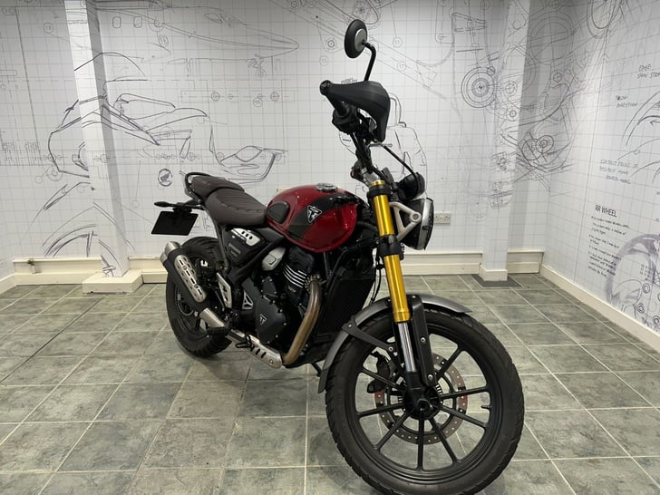 Triumph Scrambler 400 X
