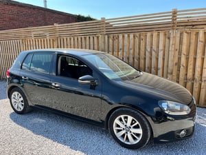Used Volkswagen GOLF GOLF 1.6 TDI BLUEMOTION TECH MATCH EURO 5 (S/S) 5DR for sale in Chesterfield | Image 3