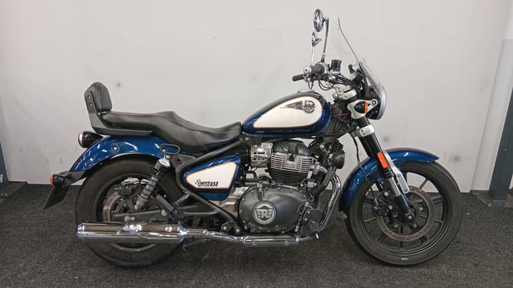 Royal Enfield SUPER METEOR 650