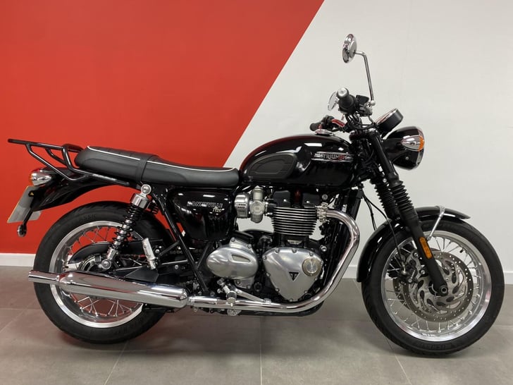 Triumph BONNEVILLE T120