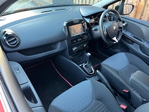 Used Renault CLIO CLIO 1.5 DCI DYNAMIQUE S MEDIANAV EDC EURO 5 5DR for sale in Chesterfield | Image 2