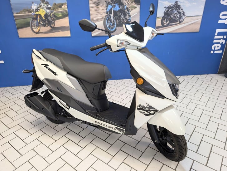 Suzuki AVENIS 125 CVT
