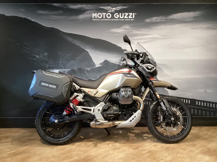 Moto Guzzi V85 850 TT TRAVEL