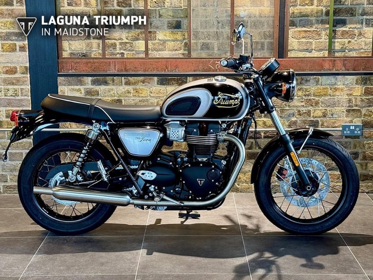 Triumph BONNEVILLE T100