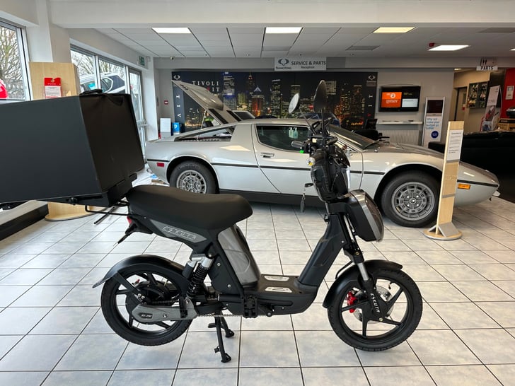 Eskuta SX-250D Series III EAPC Electric Bike