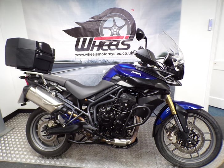 Triumph TIGER 800