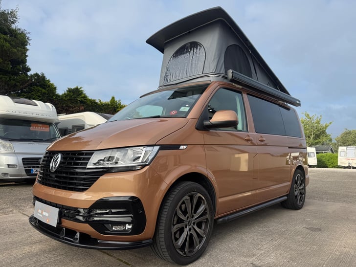 Volkswagen CAMPERVERSIONS HIGH LINE - HIGH SPEC - RIB BED