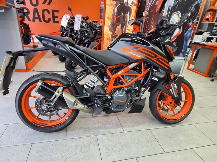 KTM 125 DUKE 