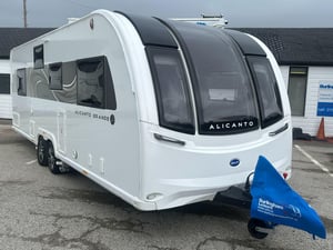 Watch video of Bailey ALICANTO GRANDE ALICANTO GRANDE PORTO in Preston