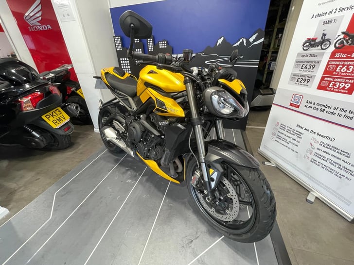 Triumph STREET TRIPLE 765 RS