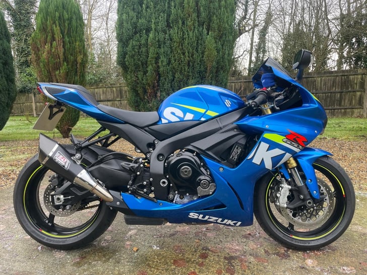 Suzuki GSX-R750