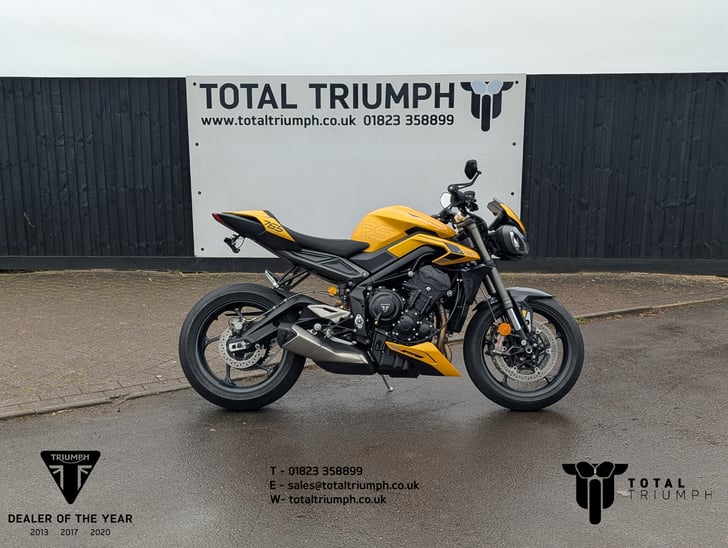 TRIUMPH STREET TRIPLE 765 RS