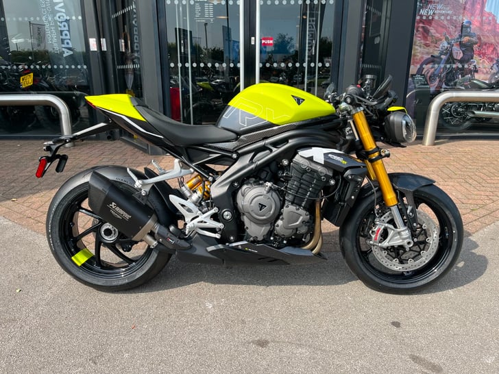 Triumph SPEED TRIPLE 1200 RX