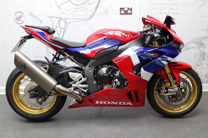 Honda CBR1000SPN 