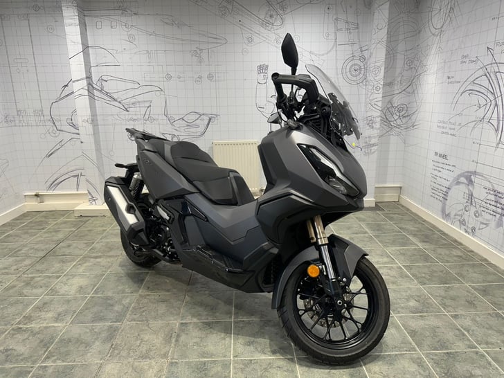 Honda ADV 350