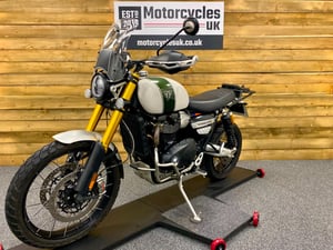 Used Triumph SCRAMBLER SCRAMBLER 1200 XE for sale in Swindon | Image 3