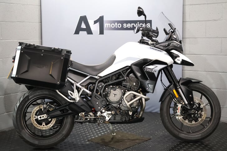 TRIUMPH TIGER 900 GT PRO