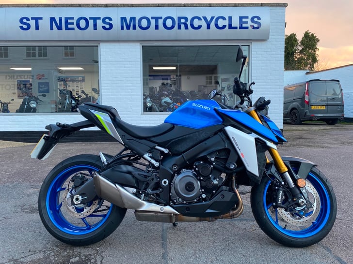 Suzuki GSX-S1000