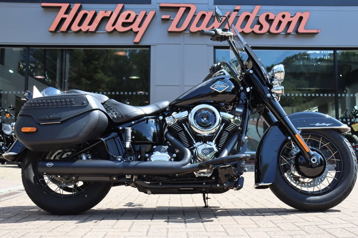Harley-Davidson SOFTAIL FLHC HERITAGE CLASSIC