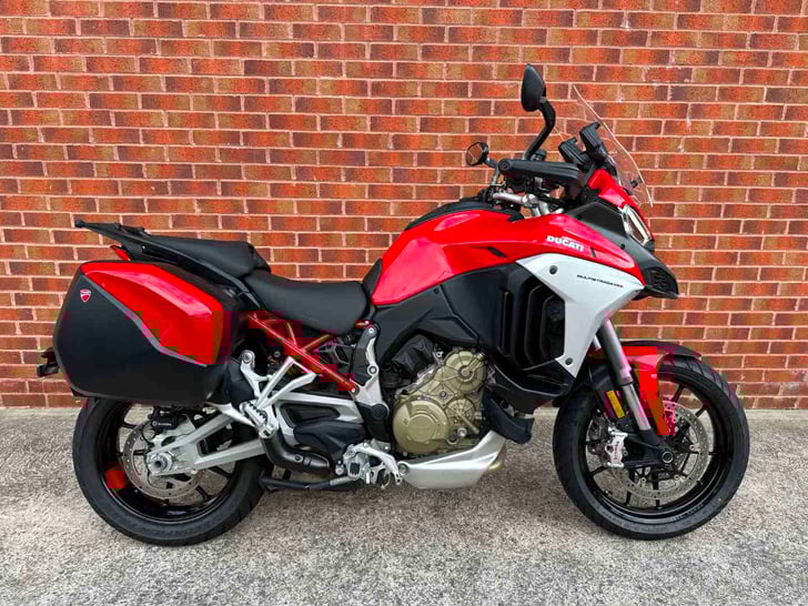 Ducati MULTISTRADA V4 S
