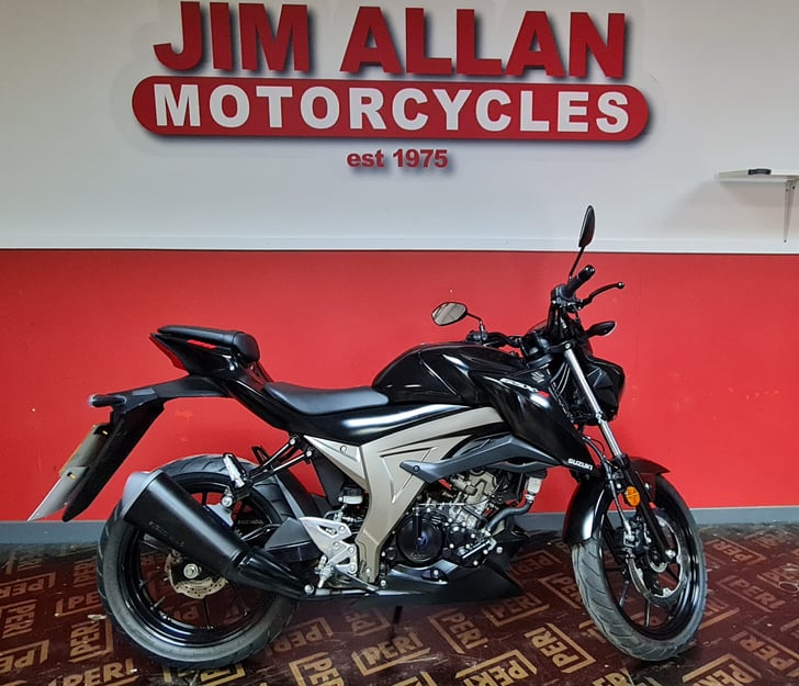 SUZUKI GSX-S125
