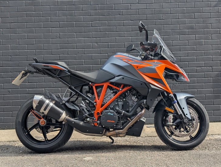 KTM 1290 SUPER DUKE GT