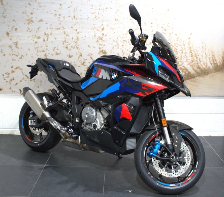 BMW M 1000 XR