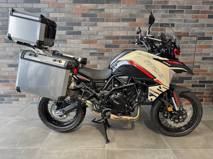 Benelli TRK 702 X