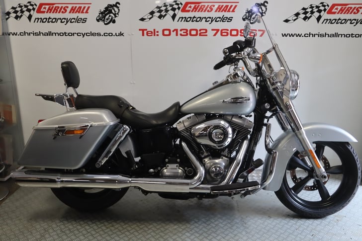 Harley-Davidson DYNA FLD SWITCHBACK