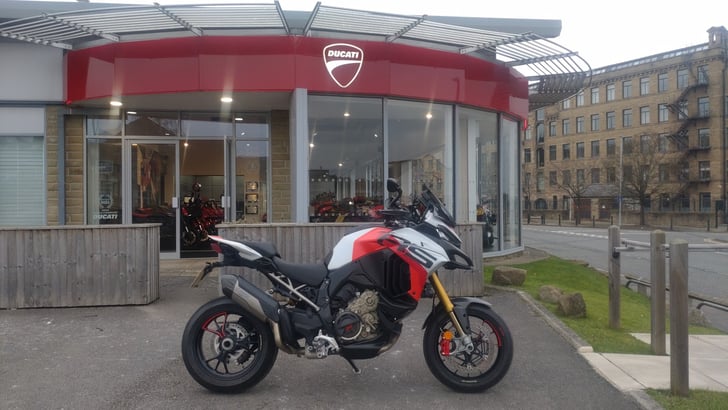 Ducati MULTISTRADA V4 RS