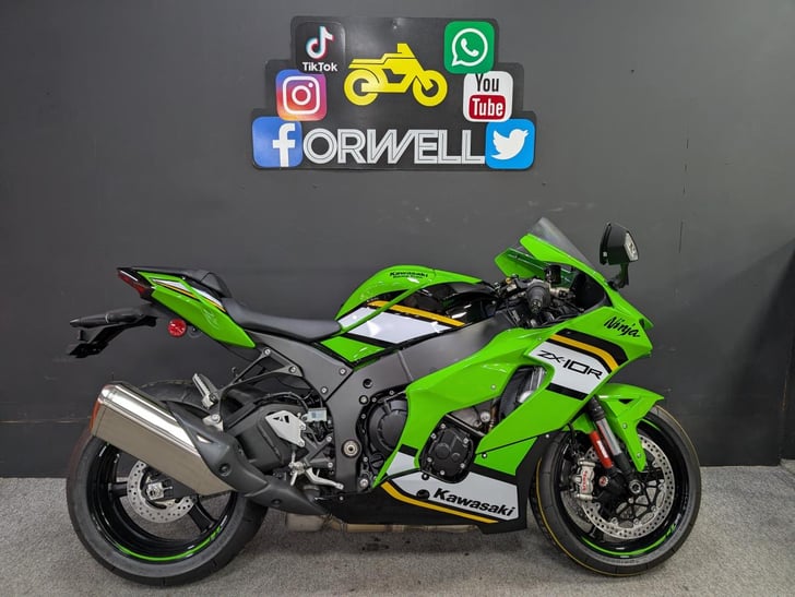 Kawasaki NINJA ZX-10R LSFAN 