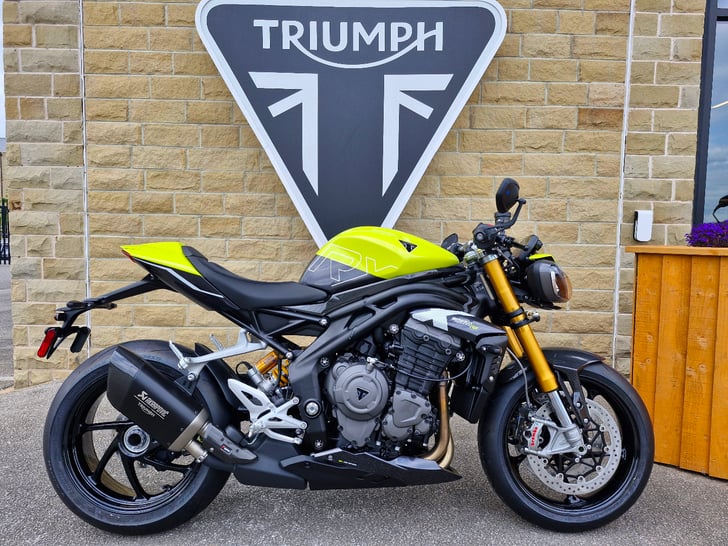 Triumph SPEED TRIPLE 1200 RX