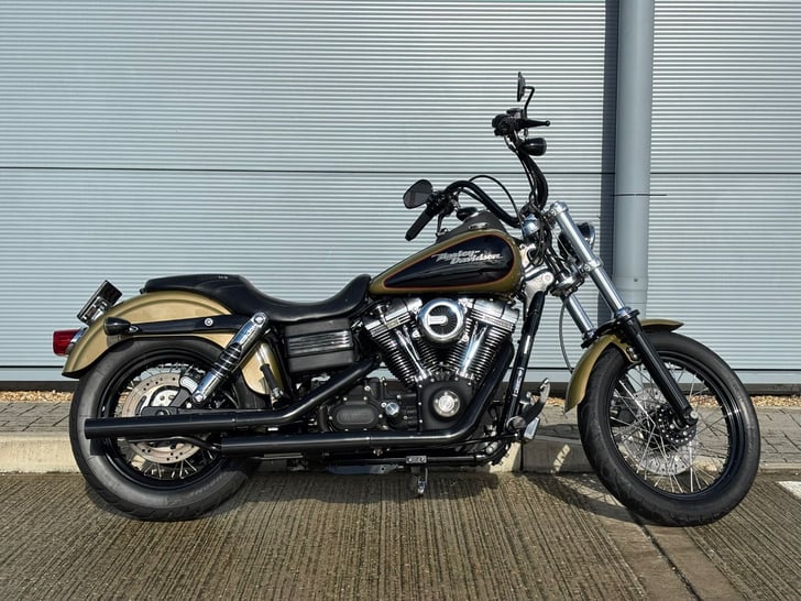 Harley-Davidson DYNA FXDB STREET BOB