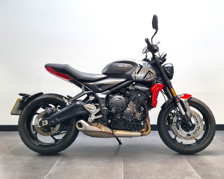 Triumph TRIDENT 660