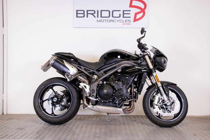 Triumph SPEED TRIPLE 1050