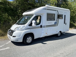 Used Auto-Sleepers BROADWAY EB BROADWAY EB for sale in Wythall | Image 3