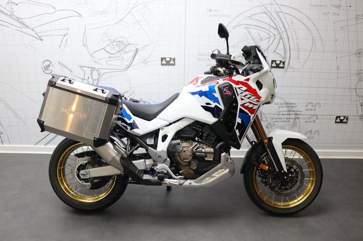 Honda CRF1100 BIG TANK DCT ELECTRONIC SUSPENSION 