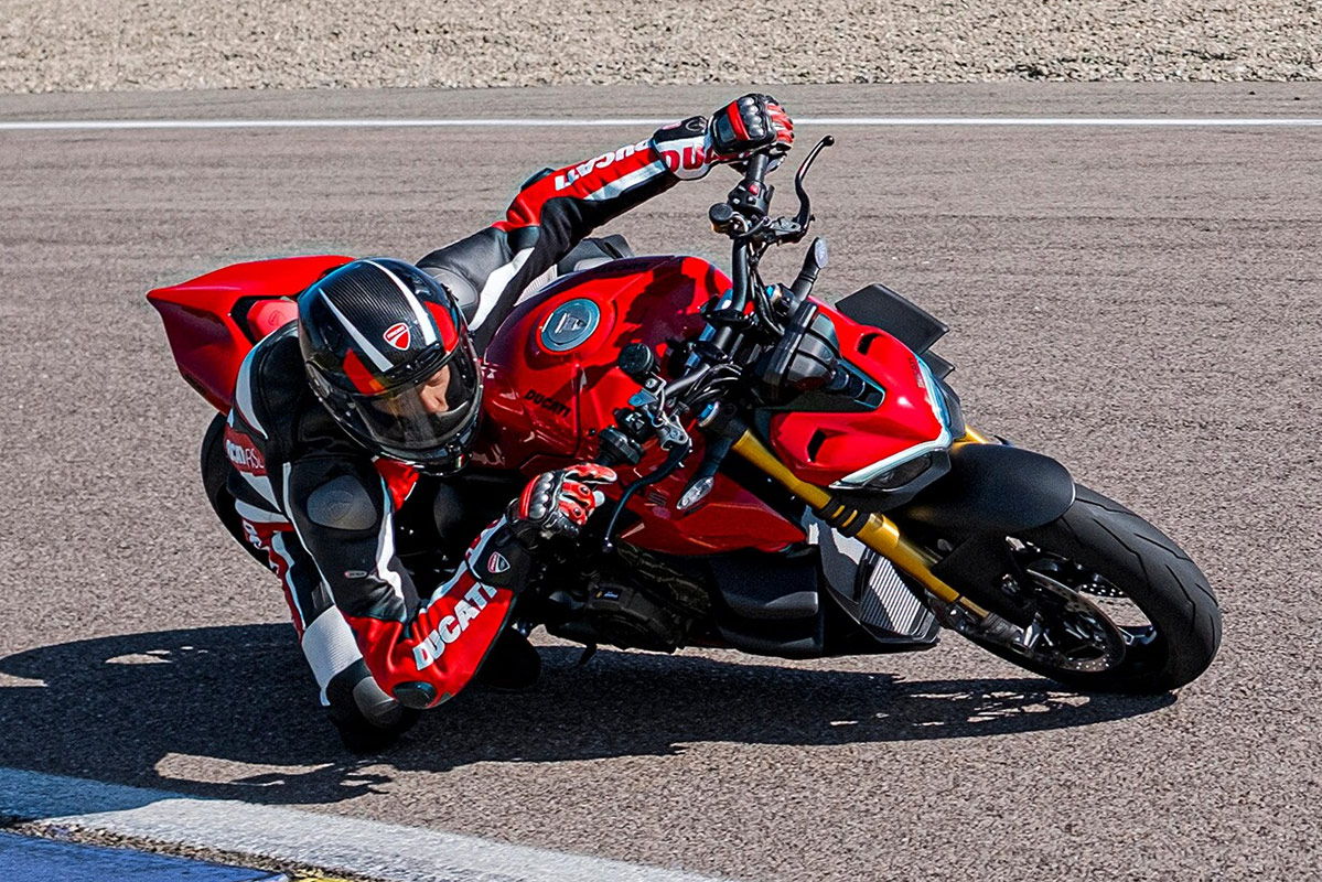 Ducati STREETFIGHTER V4